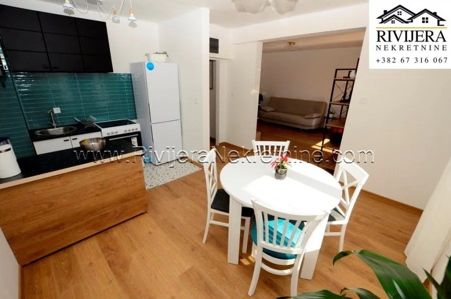 Prodaja, dvosoban stan, 70m², Igalo, Herceg Novi