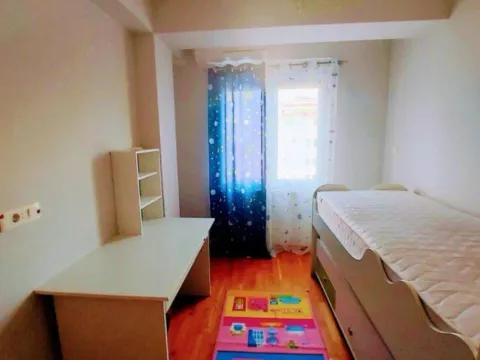 Izdavanje, dvosoban stan, 70m², Ljubović, Podgorica - image 10