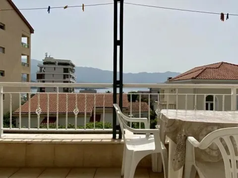 Izdavanje, dvosoban stan, 80m², Gospoština, Budva - image 1