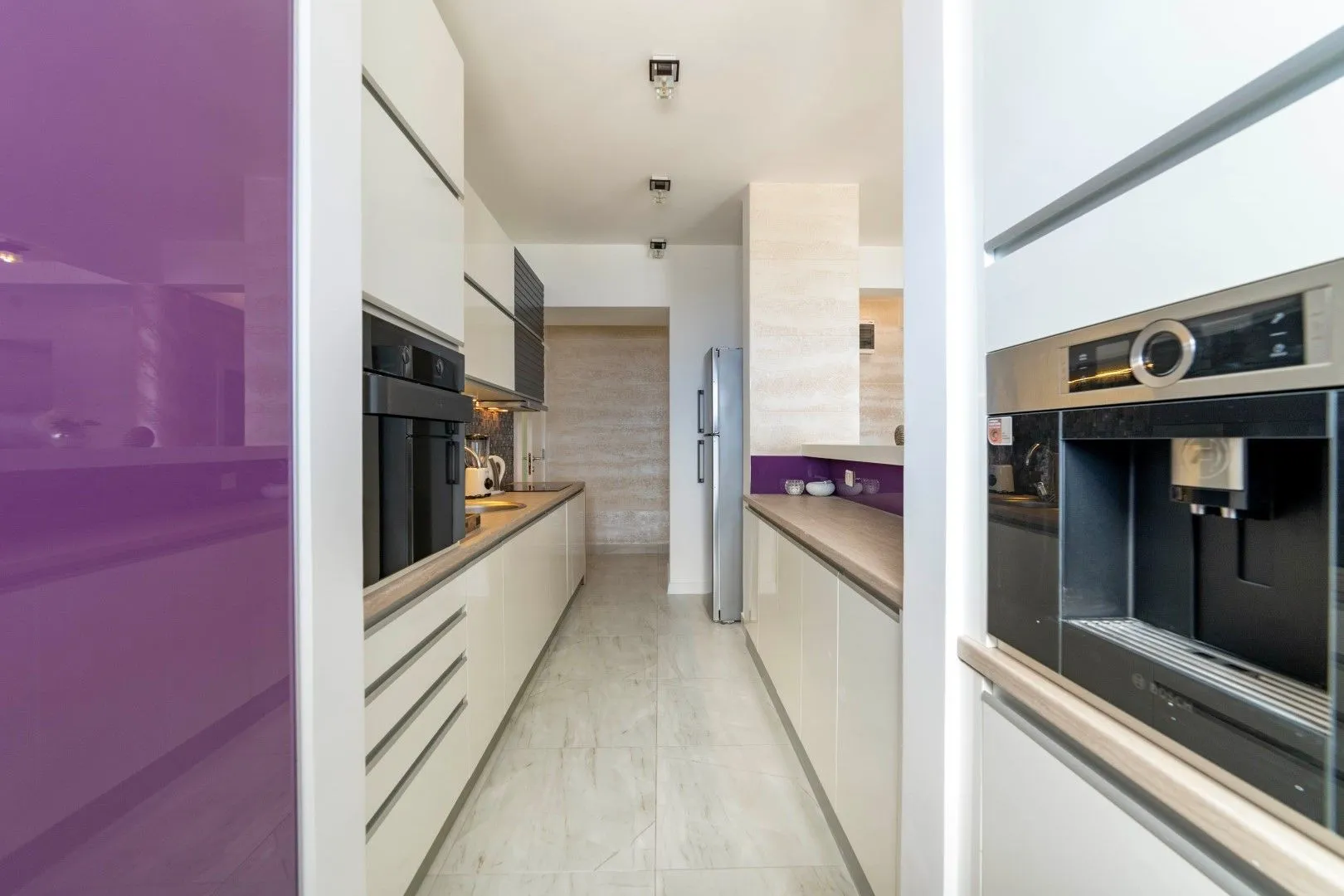Sale, four bedroom apartment, 355m², Bečići, Budva