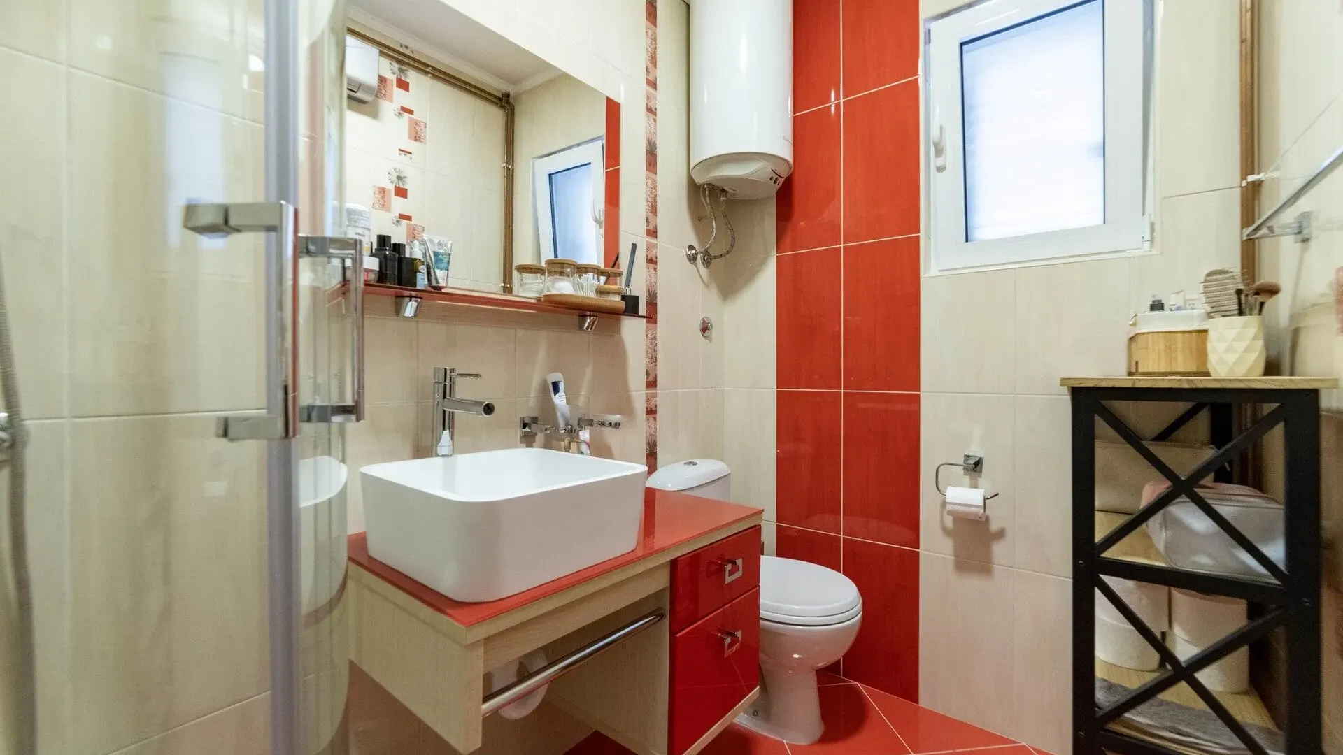 Prodaja, stan, 440m², Stoliv, Kotor