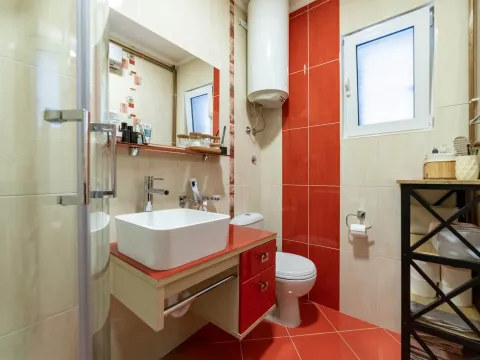 Prodaja, stan, 440m², Stoliv, Kotor - image 16