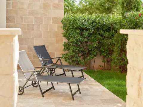 Izdavanje, dvosoban stan, 100m², Luštica Bay, Tivat - image 5