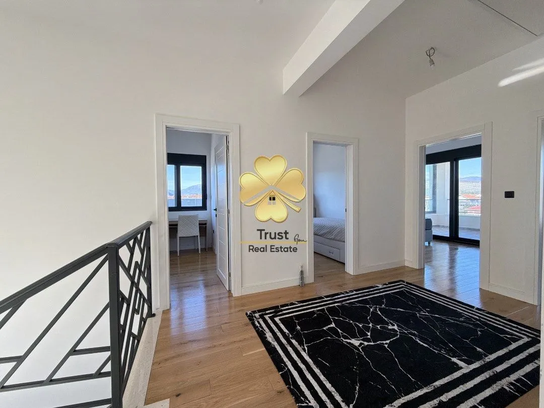Prodaja, stan, 270m², Gornja Gorica, Podgorica