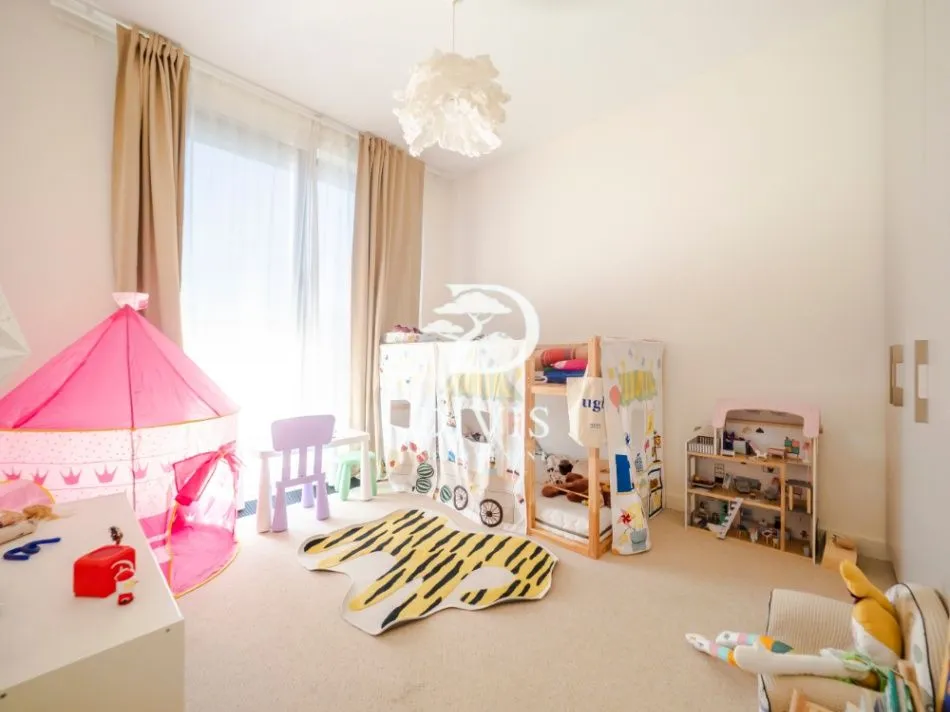 Sale, three bedroom apartment, 114m², Beograd Na Vodi, Beograd