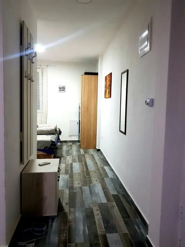 Izdavanje, jednosoban stan, 40m², Bar, Crna Gora