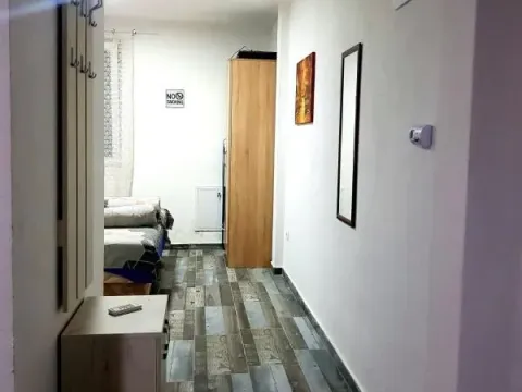 Rent, one bedroom apartment, 40m², Bar, Crna Gora - image 3