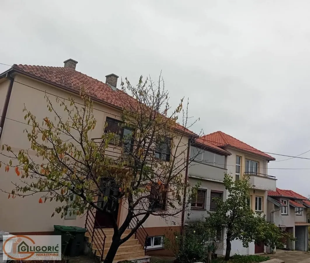 Sale, house, 74m², Čukarica, Beograd