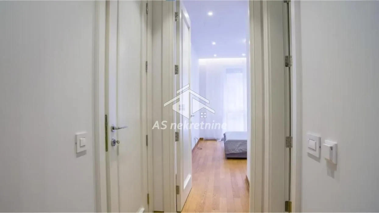 Rent, apartment, 188m², Kalenić Pijaca, Vračar Sve Podlokacije