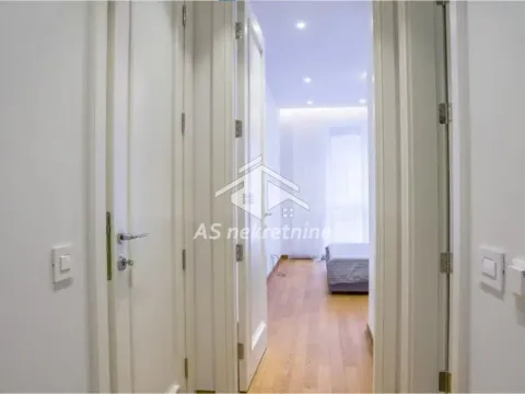 Rent, apartment, 188m², Kalenić Pijaca, Vračar Sve Podlokacije - image 10