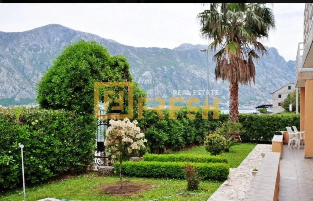 Sale, house, 306m², Kotor, Crna Gora