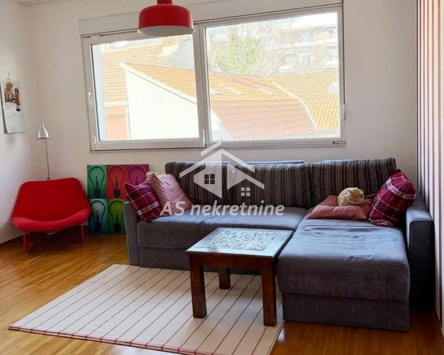 Rent, apartment, 55m², Čubura, Beograd