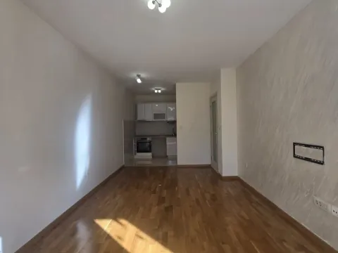 Rent, one bedroom apartment, 46m², City Kej, Podgorica - image 2