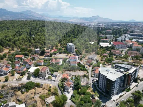 Prodaja, trosoban stan, 101m², Centar, Podgorica - image 10