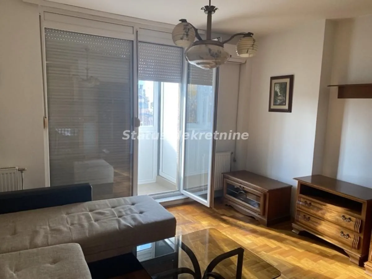 Izdavanje, jednosoban stan, 33m², Nova Detelinara, Novi Sad Sve Podlokacije