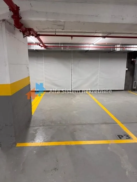 Izdavanje, trosoban stan, 65m², Kalenić Pijaca, Vračar Sve Podlokacije