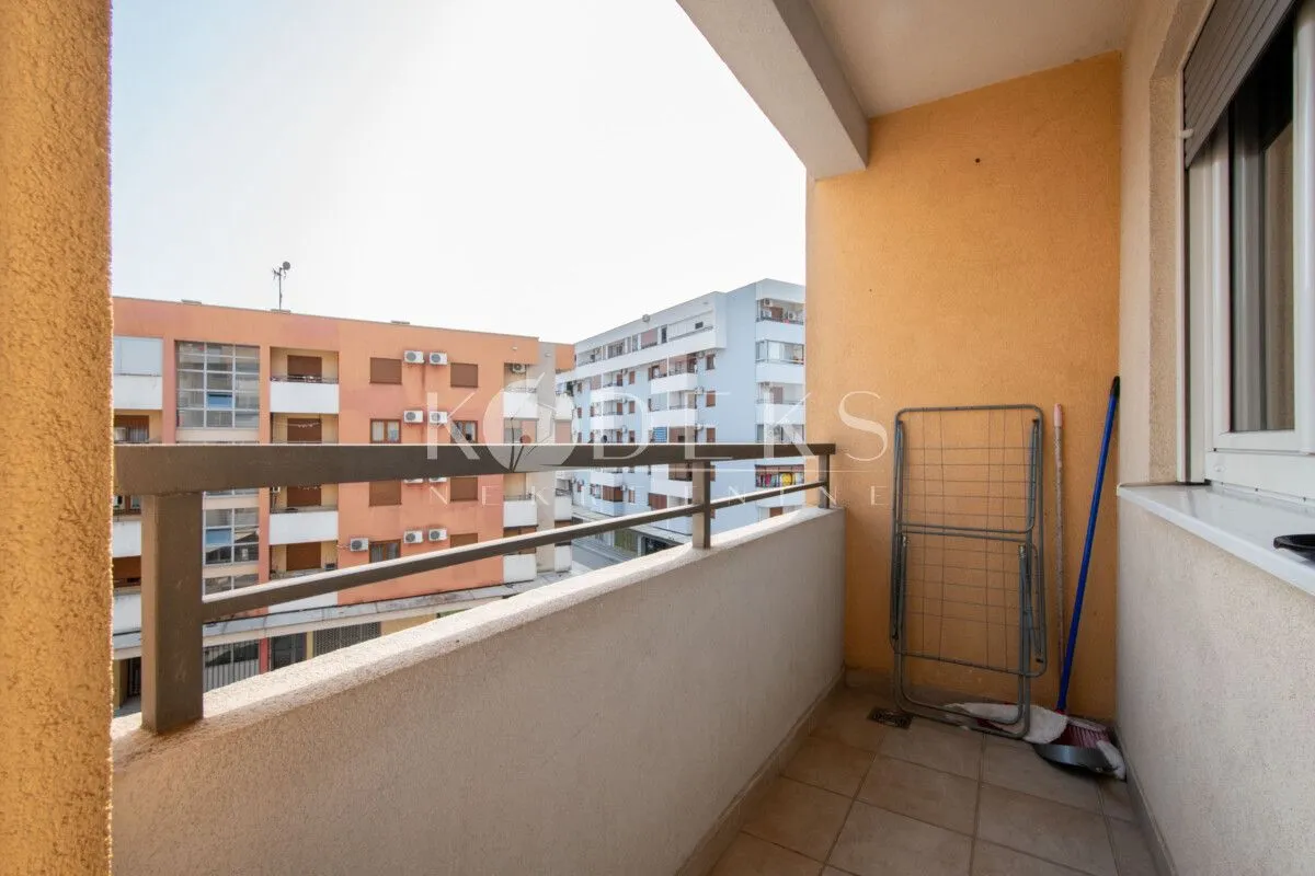 Rent, one bedroom apartment, 44m², Stari Aerodrom, Podgorica