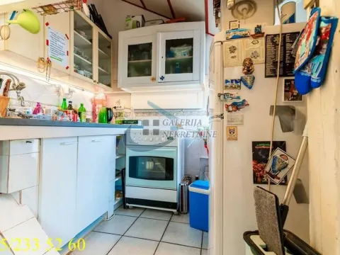 Prodaja, trosoban stan, 110m², Stari Grad, Beograd - image 8