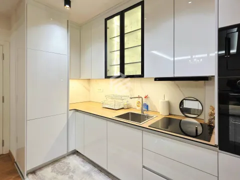 Izdavanje, dvosoban stan, 88m², Centar, Podgorica - image 8