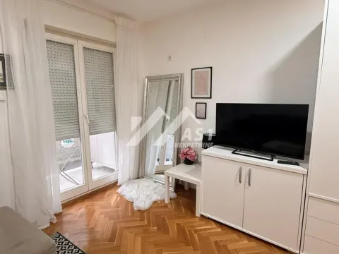 Rent, apartment, 32m², Centar, Novi Sad - image 2