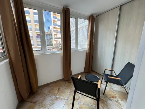 Izdavanje, trosoban stan, 108m², Momišići, Podgorica - image 8