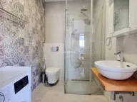 Izdavanje, jednosoban stan, 55m², Budva, Crna Gora - image 11