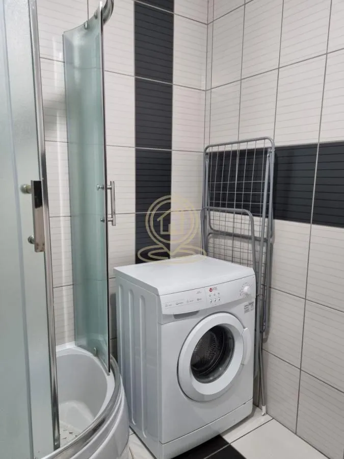 Izdavanje, jednosoban stan, 28m², Liman 4, Novi Sad Sve Podlokacije