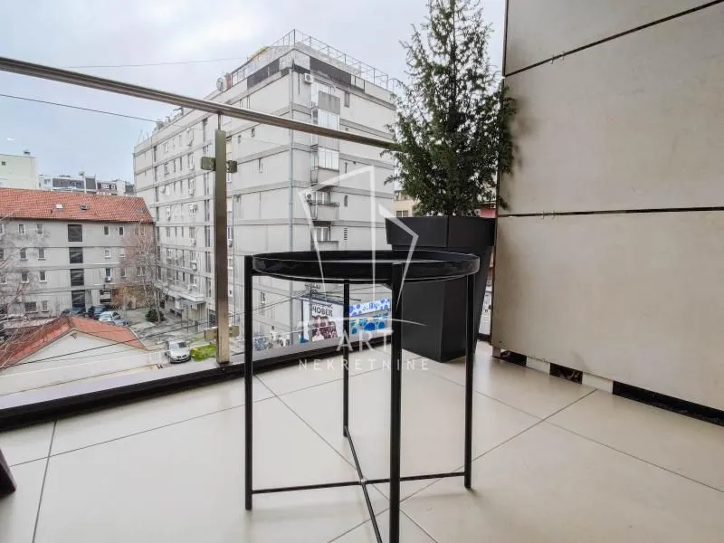 Sale, three bedroom apartment, 77m², Crveni Krst, Beograd