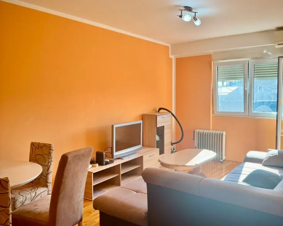 Rent, one bedroom apartment, 40m², Krivi Most, Podgorica