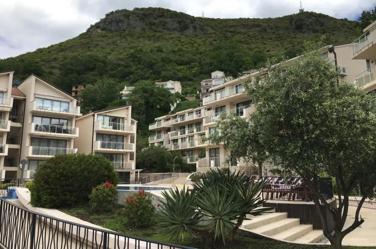 Prodaja, jednosoban stan, 47m², Pržno, Budva