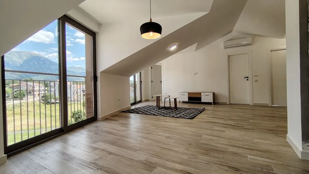 Sale, two bedroom apartment, 85m², Tivat, Crna Gora