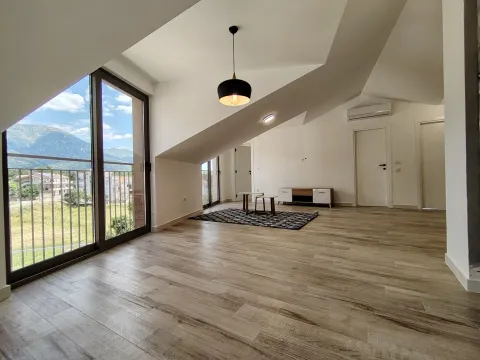 Prodaja, dvosoban stan, 85m², Tivat, Crna Gora - image 1