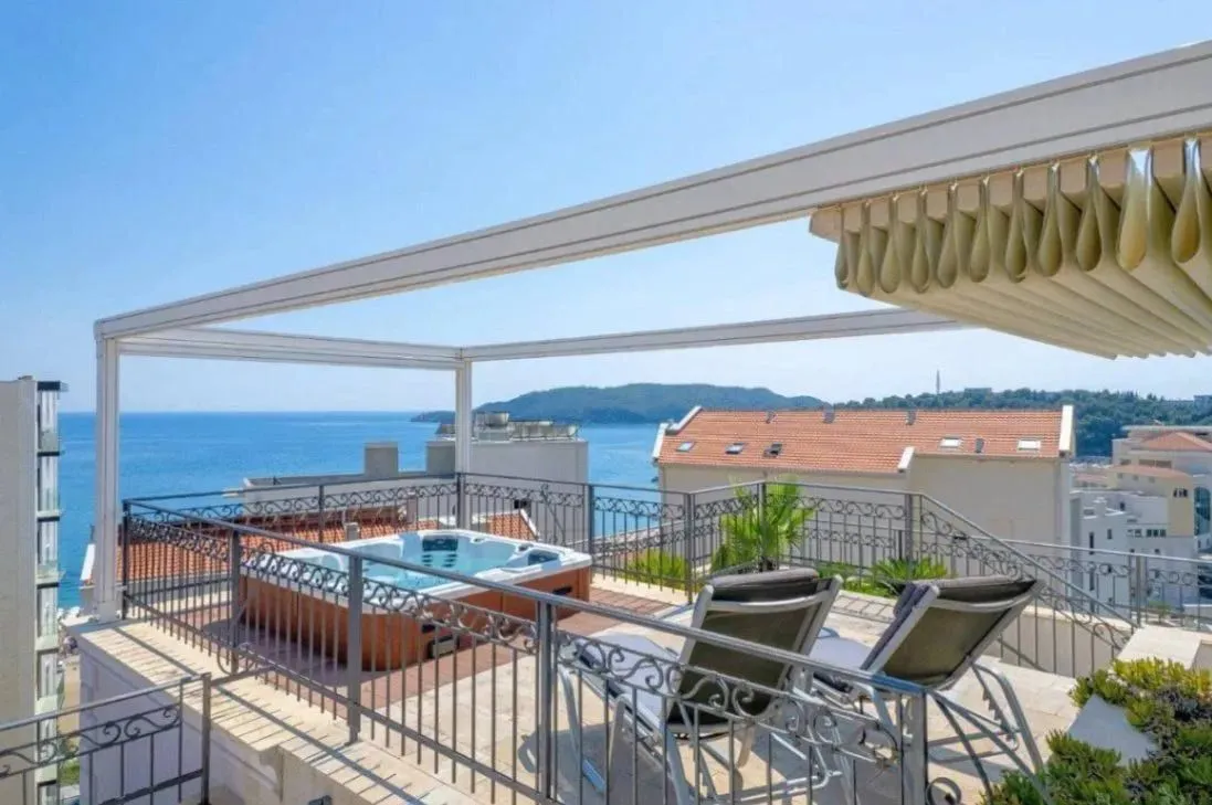 Prodaja, dvosoban stan, 265m², Bečići, Budva
