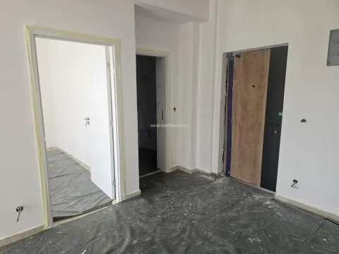 Sale, one bedroom apartment, 56m², Ulcinj, Crna Gora - image 12