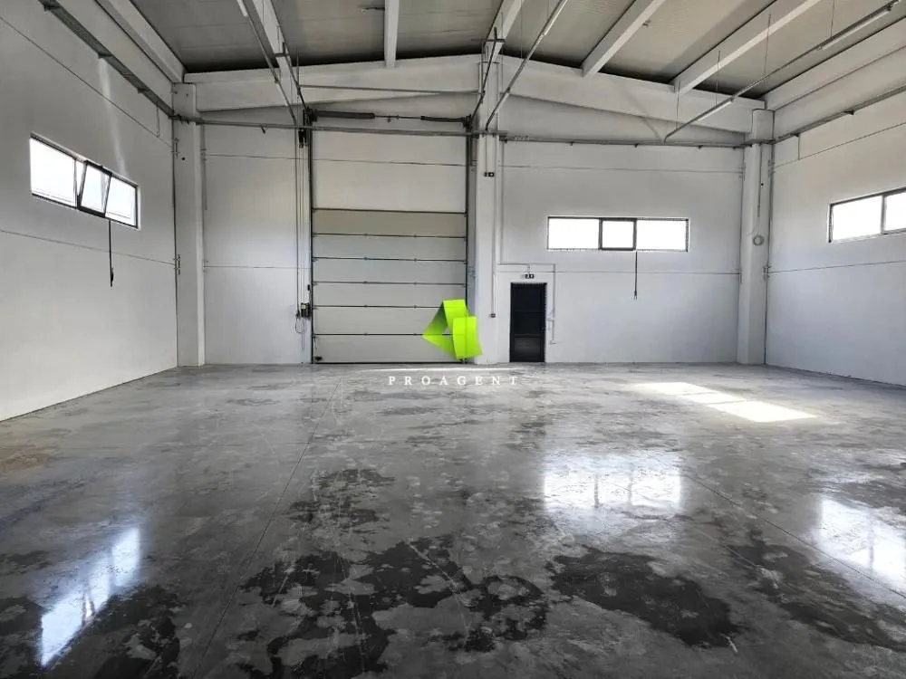 Rent, office space, 2220m², Pantelej, Niš