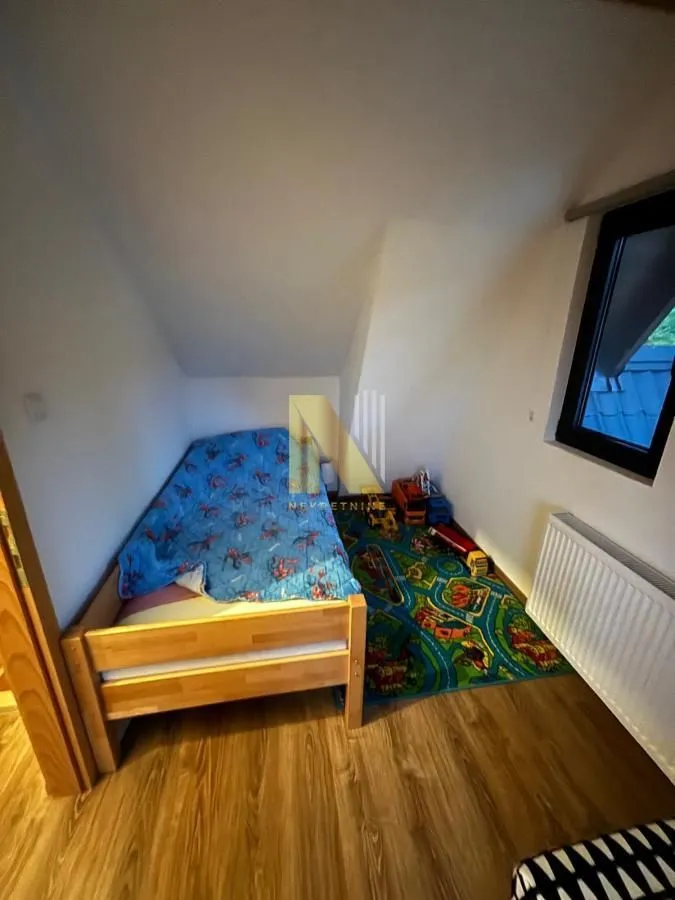 Prodaja, kuća, 130m², Sremska Mitrovica, Srbija