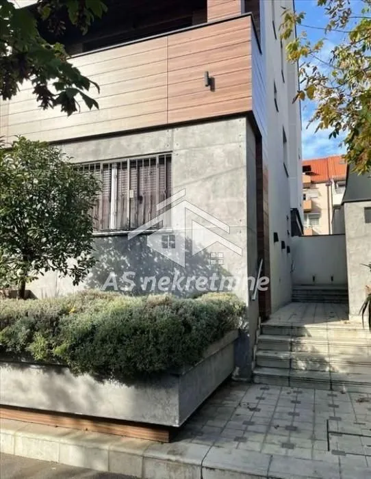 Izdavanje, dvosoban stan, 52m², Lekino Brdo, Voždovac Sve Podlokacije