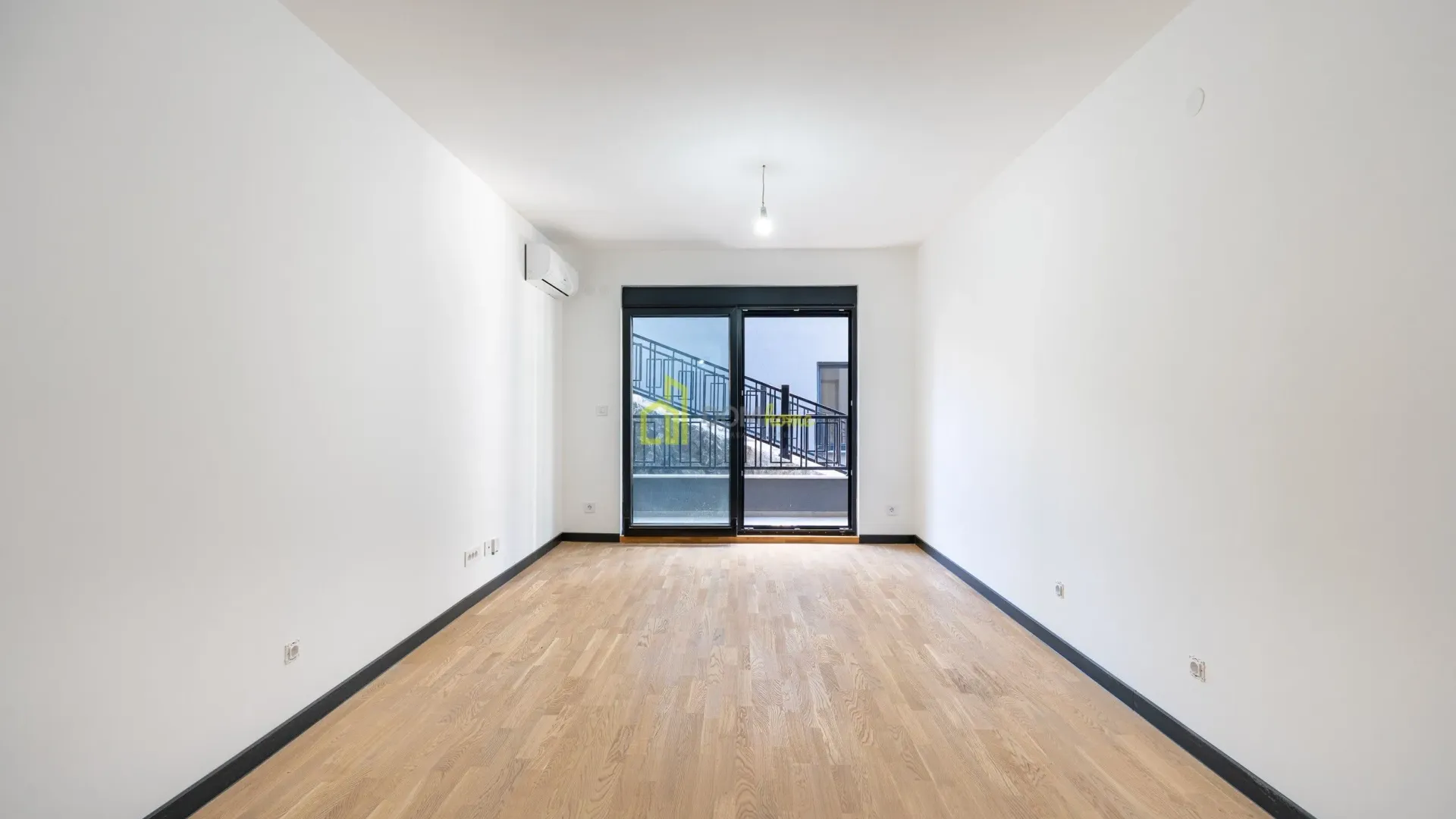 Prodaja, garsonjera, 37m², Gorica C, Podgorica