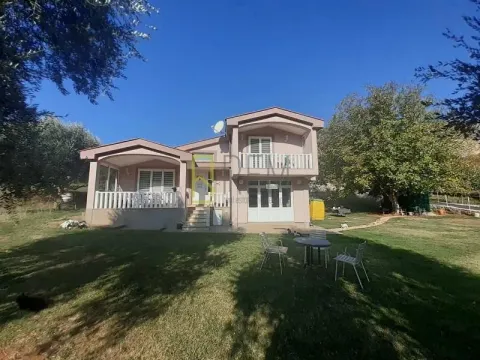 Prodaja, kuća, 170m2, Rogami, Podgorica Prodaja, kuća, 170m2, Rogami, Podgorica