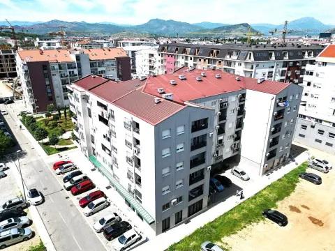 Rent, apartment, 34m², Ljubović, Podgorica - image 11