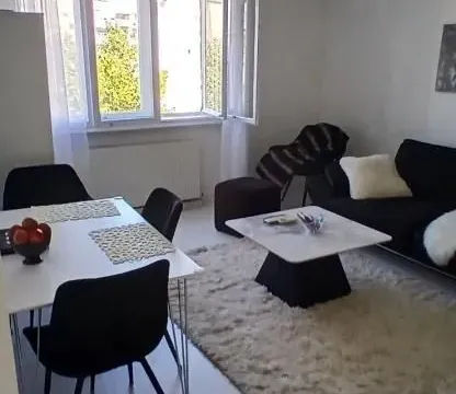 Prodaja, dvosoban stan, 39m², Stari Grad, Beograd - image 2