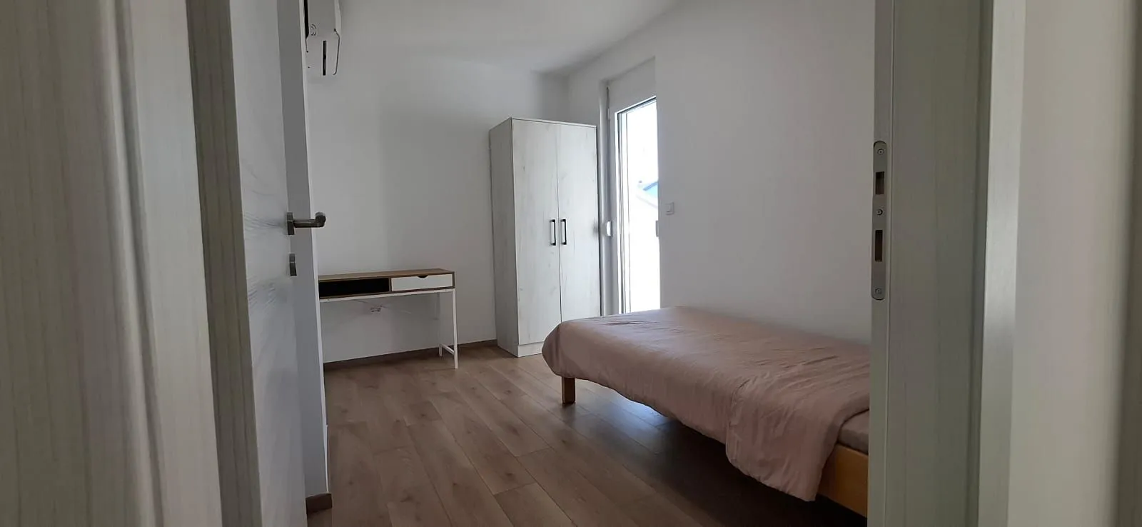 Rent, three bedroom apartment, 100m², Zagorič, Podgorica