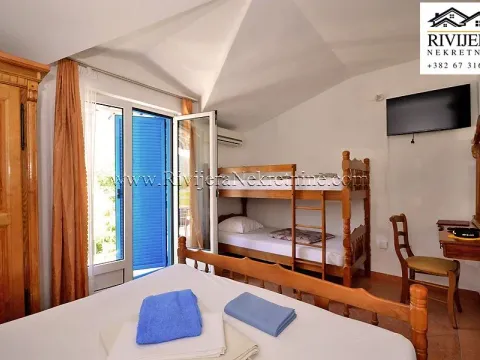 Prodaja, kuća, 331m², Igalo, Herceg Novi - image 11