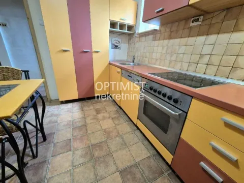 Izdavanje, dvosoban stan, 64m², Vračar Sve Podlokacije, Beograd - image 4