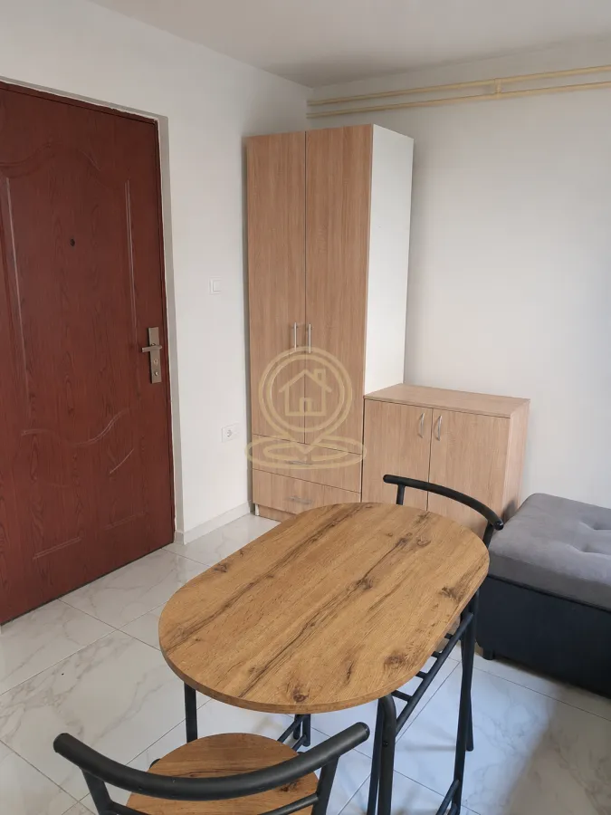 Izdavanje, jednosoban stan, 20m², Podbara, Novi Sad Sve Podlokacije