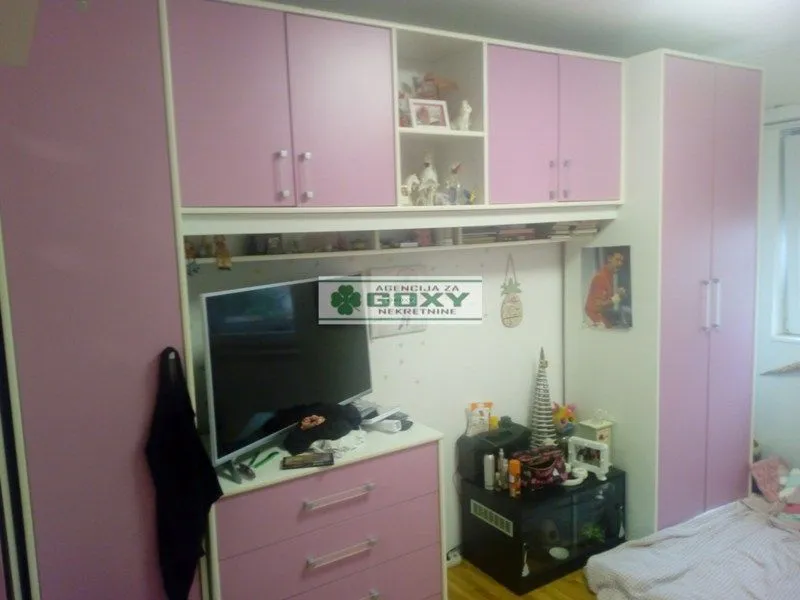 Sale, three bedroom apartment, 75m², Altina, Beograd