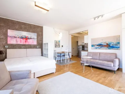 Sale, two bedroom apartment, 75m², Centar, Budva - image 5