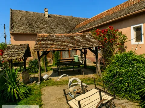 Prodaja, kuća, 150m², Perlez, Zrenjanin - image 11