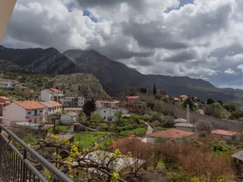 Izdavanje, stan, 70m², Stari Bar, Bar - image 3