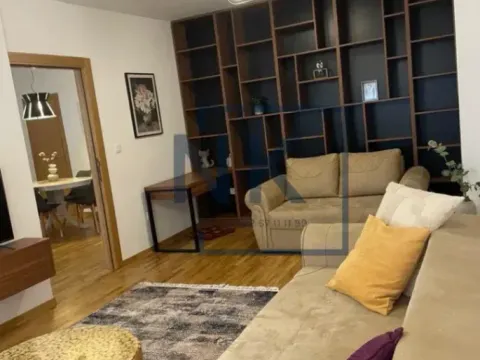 Izdavanje, dvosoban stan, 87m², Malo Brdo, Podgorica - image 4